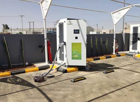 提升叉車效率的室外充電樁