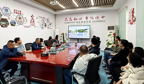 交流互鑒 共促發展｜國家市場監督管理總局計量司組織各地市計量處室到訪鴻嘉利參觀學習(圖2)